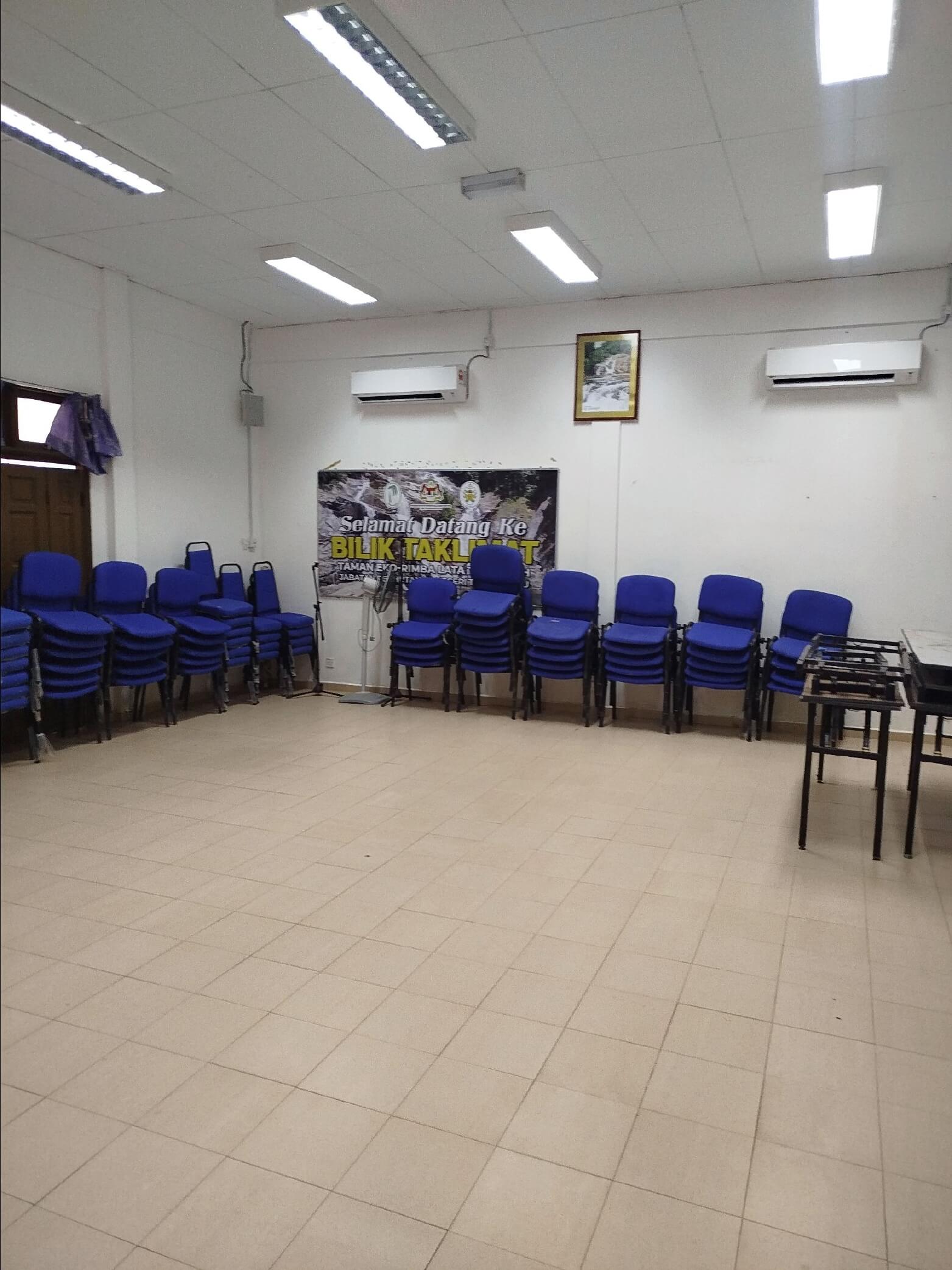 View Dewan Tertutup (Aircond) @ Tembakah