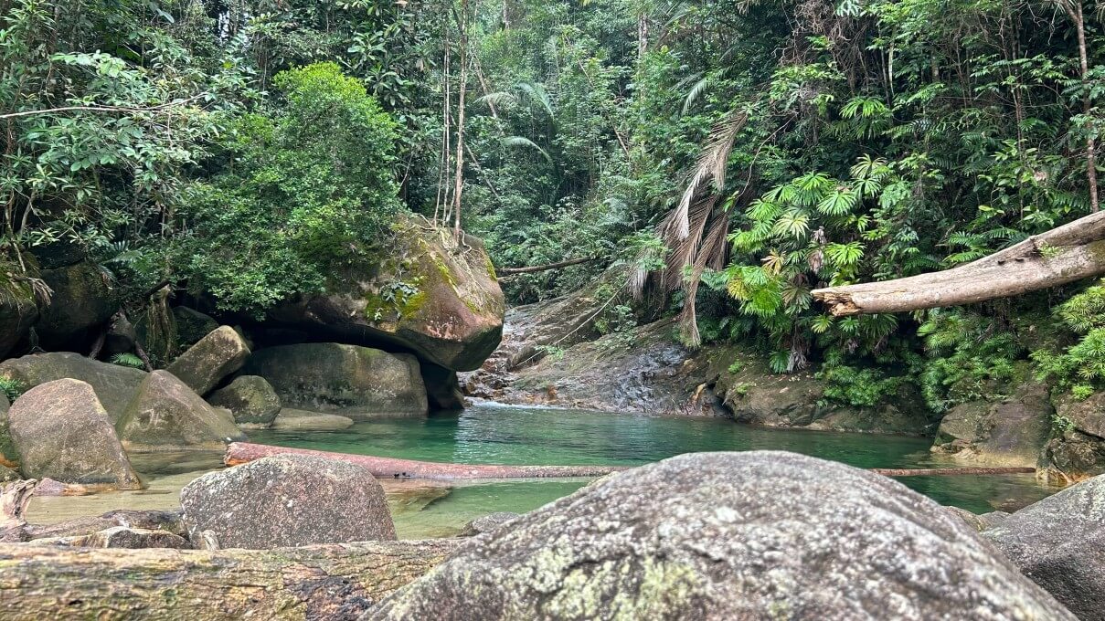 View TER Lata Payong (Bluepool)