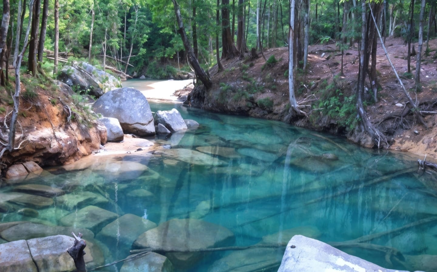 View Lata Belatan
